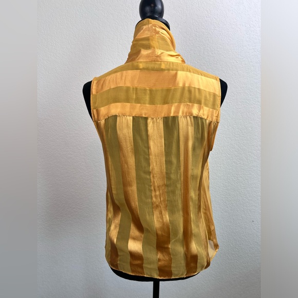 Alice + Olivia Gwenda Sleeveless Tie Neck Blouse Size Small - Picture 5 of 11